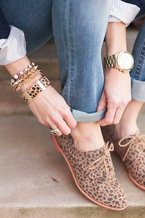 6 Cute -- and Functional -- Fashion Accessories You Need Now #1