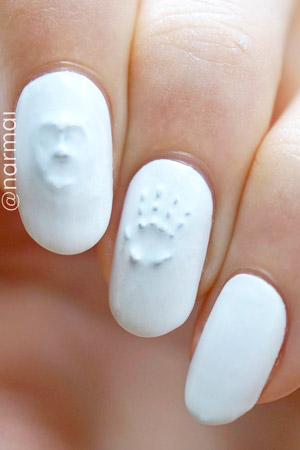 3-D Ghostly Nail Art from Piggy Luv